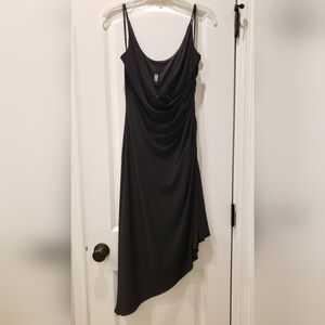 NWOT Laundry Black sleek Asymmetrical Prom Cocktail Party Holiday Dress Size 10